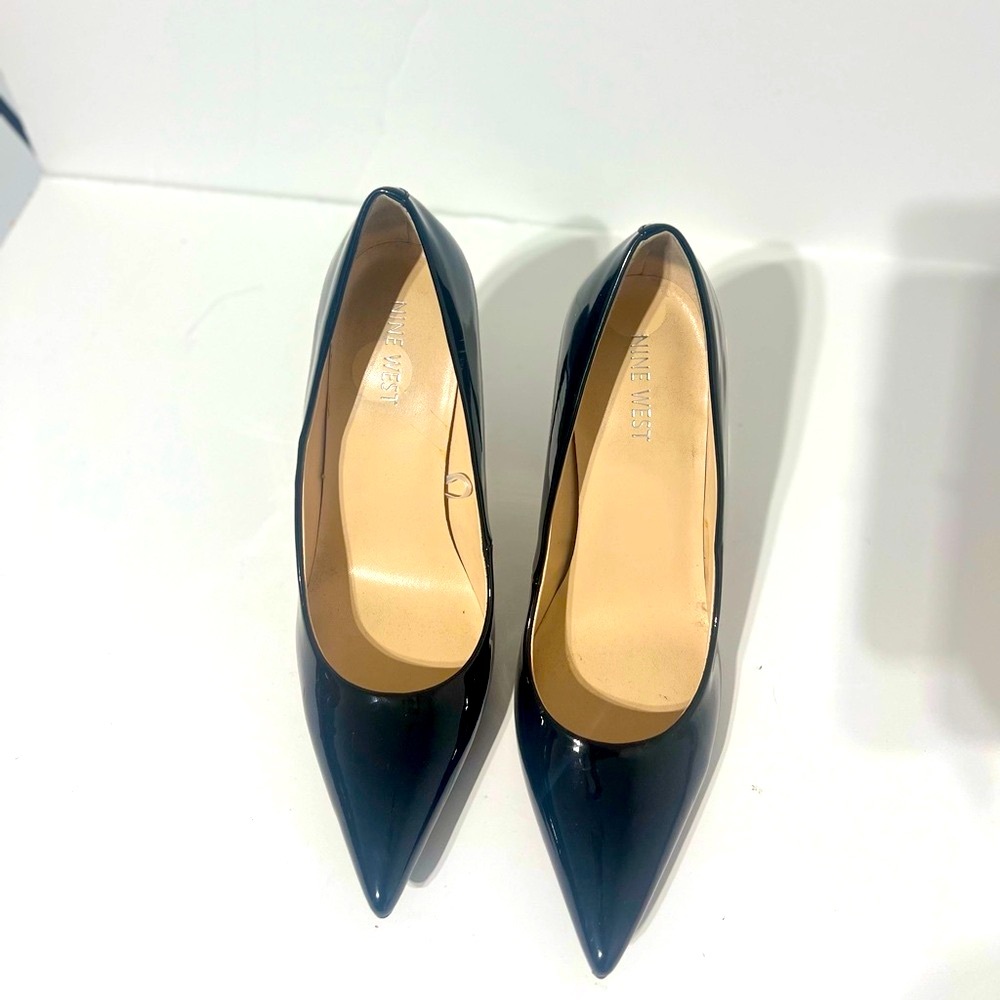 4” Nine West Shiny Black Stilettos